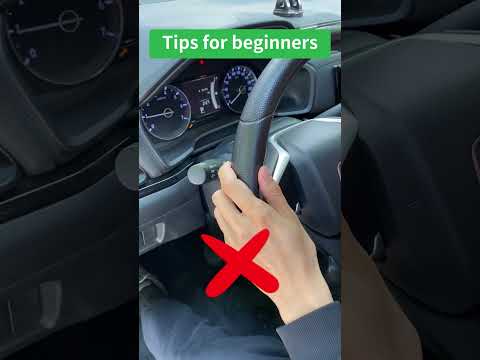 The correct use of the turn signal! Novice teaching#car #driving #tips #tutorial #fyp  #beginners