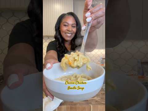 Classic Chicken Noodle Soup #chickennoodlesoup #chickennoodlesrecipe #chickenrecipe