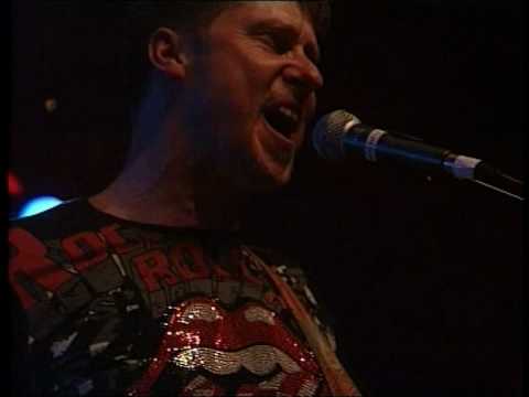 Timwarp mit Dancing with tears in my eyes und Hym