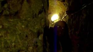 preview picture of video 'Incredible underground city in Cappadocia, Turkey—Derinkuyu'