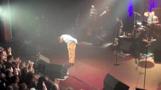 Raphael Saadiq &quot;Staying In Love&quot; LIVE from AB, Brussels 10.18.09