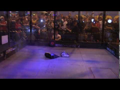 Robot Arena Insomnia 58 - Explosion vs Pendulum