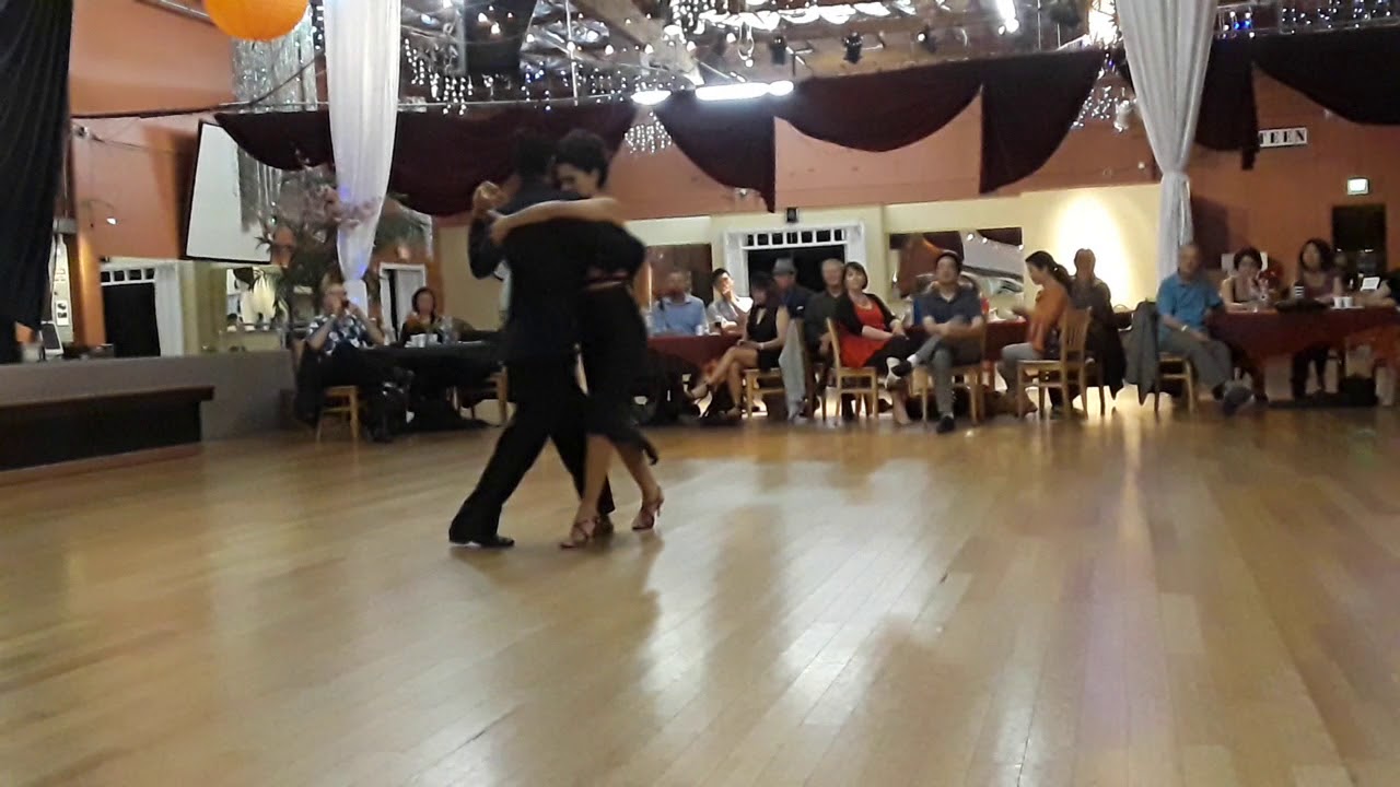 Video thumbnail for Claudia Cortes y Martu Salem, 2018.07.12, Allegro Milonga 1/3