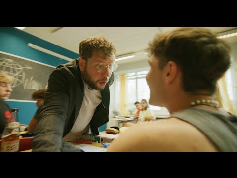 MC BOMBER - Eins, Zwei (Official Video)