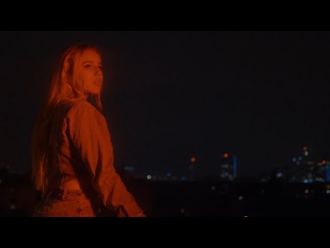 Dianah Kay - Sebadeštruktívny návyk (Official Video)