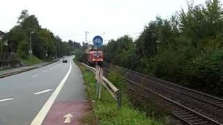 preview picture of video 'ÖBB Taurus mit Güterzug'