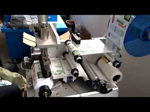 Semi Automatic Hexagon/Square Bottle Labelling Machine (China)