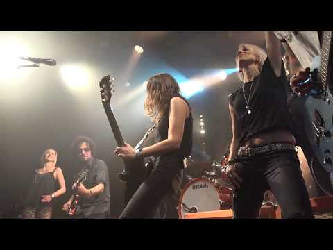 '4K' Laura Cox, feat. Waxx, Mary, Nono & Gaelle, 'Heartbreaker', Paris, 'Le Trabendo', 04.12.2019