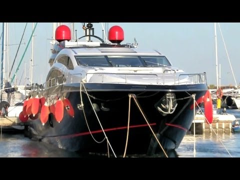 Sunseeker Predator 84 HD