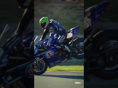Gardner's stunning stoppie at Estoril last year 👀 | 2025 #EstorilWorldSBK 🇵🇹
