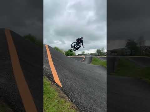 Slow mo table on a pump track hip! #mtb #pumptrack #mtblife #bikelife #sundayfunday #slowmotion