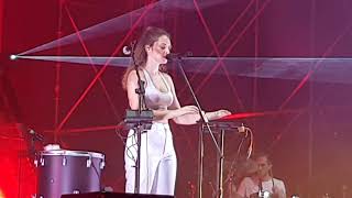 Vulcano Francesca Michielin Live Cattolica 2018