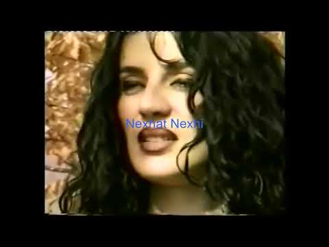 Elizabeta Qarri - Prane shtepise sate  # 94