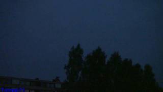 preview picture of video 'Thunderstorm Ukkosmyrsky 8.8.2010 Porvoo Finland 2/2'