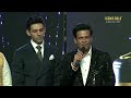 Manoj Bajpayee Praises Kartik Aaryan At An Iconic Gold Award Show