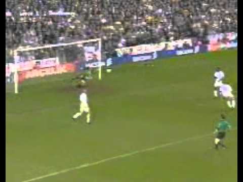 Hakan Sükür Leeds Galatasaray 1 2