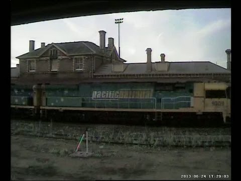 Stawell Station Cam - 9309 & 9304 Pacific National  24th june 2013