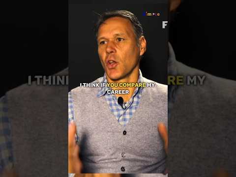 Van basten thinks he had a better career than Cristiano Ronaldo 😯 #shorts #football
