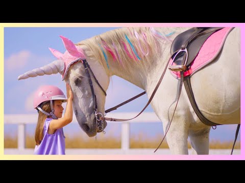 MINUNATII ❌ AVA LUCIA - UNICORN (videoclip oficial)