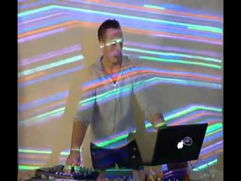 Plug and Lay: Migren, visuals by Thief - RTS.FM.261111