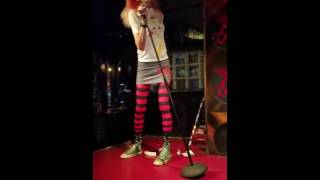 Tate TraVilla preforms  "Bad For My Body" by Deap Vally