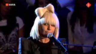Lady Gaga - Pokerface (live in Holland) .. Superb version of the (normally rather annoying) song!!