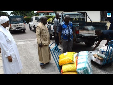 Caritas Brazzaville: Remise des vivres aux orphelins et hospices des vieillards