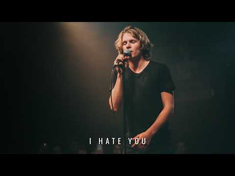 Coner Maynard - I Hate You (Original Lyrics Video)
