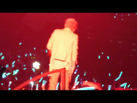 110910 Shinee World Concert SG- Closeup Key Cut