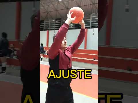 COMO REALIZAR O TOQUE CORRETAMENTE NO VÔLEI #volleyball #shorts #treino #volei #voley