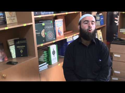 "I vdekuri dëgjon trokitjet e këpucëve" - Hoxhë Jusuf Hajrullahu