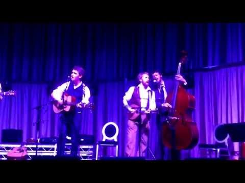 The Cozy Cartel Waggon Wheel