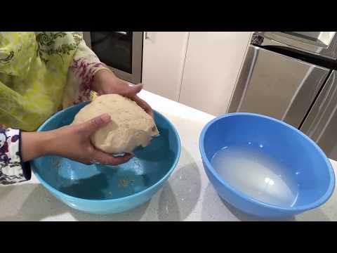 Pakistani Mom Breakfast Idea | How to make paratha | School lunch box Video