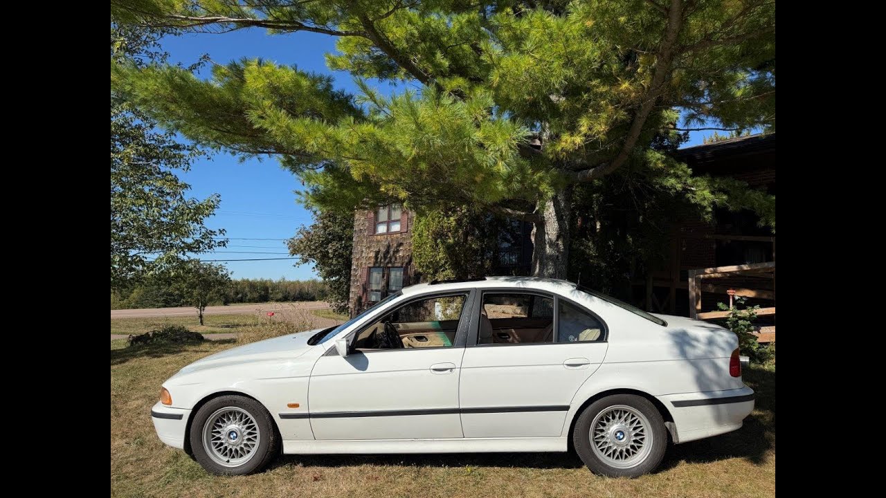 **SOLD by CCC AUCTION** No Reserve 2000 BMW 540i