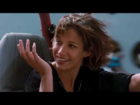 The Replacements (2000) - Annabelle Gives Shane Falco A Ride To His Houseboat