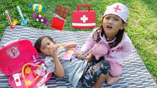 Drama Anak Dokter Dokteran Ngobatin Pasien Sakit Gigi Salsa and Family Mp4 3GP & Mp3