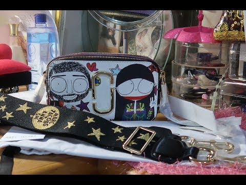 download lagu mp3 mp4 Anna Sui And Marc Jacobs, download lagu Anna Sui And Marc Jacobs gratis, unduh video klip Anna Sui And Marc Jacobs
