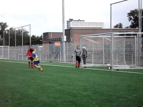 CVV Berkel E1 doelpunt Derell