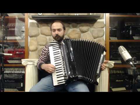 5968 - Black Guerrini Vice President Piano Accordion LMMH 41 120 $2999