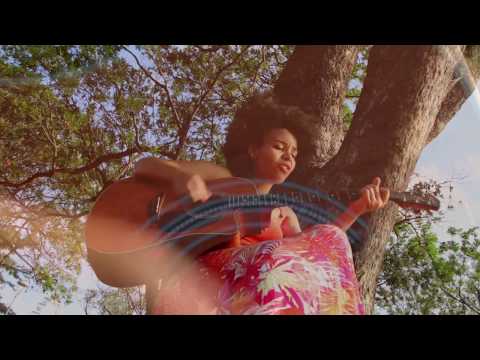 Mel Oliveira - Não Vá Embora (Oficial)