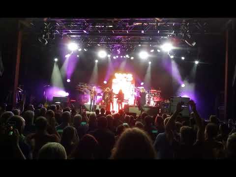 Yes Guest: 1971 - Keith West - Wherever My Love Goes (f. Steve Howe) - Company Going Home Song