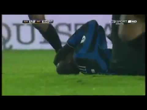 Juventus Inter 2 1 Rissa Balotelli Melo Buffon Thiago Motta .mp4
