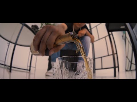 dblM ''Połowa'' (prod. by pinkmaskpandora) (OFFICIAL VIDEO)