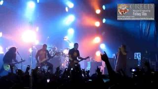 preview picture of video 'CREED - My Sacrifice ( Climax Orgasm ) live in Jakarta at Guinness Arthur's Day 2012'