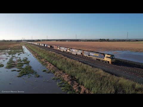 4PM6 Pacific National Container Freight Train (24/12/2022) - PoathTV Australian Railway Videos