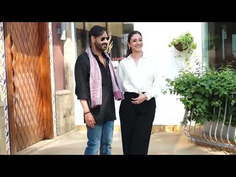 Ajay Devgn And Tabu Sptted At Sun N Sand Hotel
