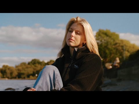 Alex Amor - Cherry Blossom Boy (Visualiser)