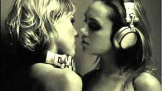 David Vendetta - Bleeding Heart (Cosa Nostra Remix).mp4