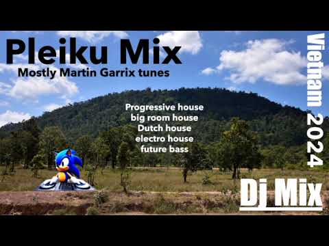 Progressive House / Anthems 46 track  DJ set ( mainly Martin Garrix bangers). Great for bars