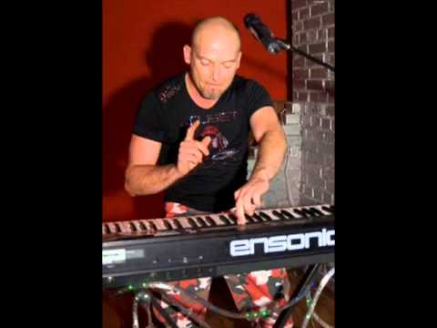 Pakito   Yellow and White